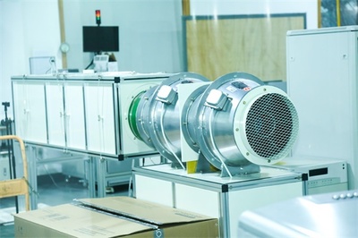 獨選廚電百億企業，采筑“超級工廠”廚電站考察團走進方太技術研究