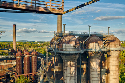 探索德國(guó)杜伊斯堡工業(yè)工廠公共公園 自然與工業(yè)的完美結(jié)合